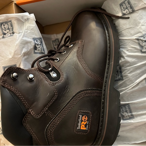 Brand New Timberland Steel Toe Work Boots, Waterproof Brown And Size 11.5 - Picture 2 of 5
